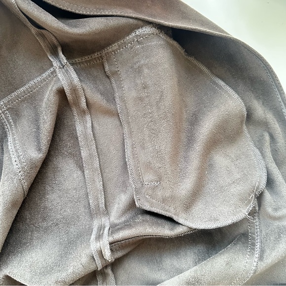 Melanie Lyne Brown Faux Suede Longline Vest Size 2 (Fits Larger) - Picture 9 of 11